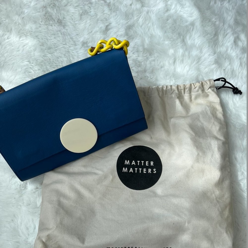 Matter Matters Shoulder/Crossbody Bag